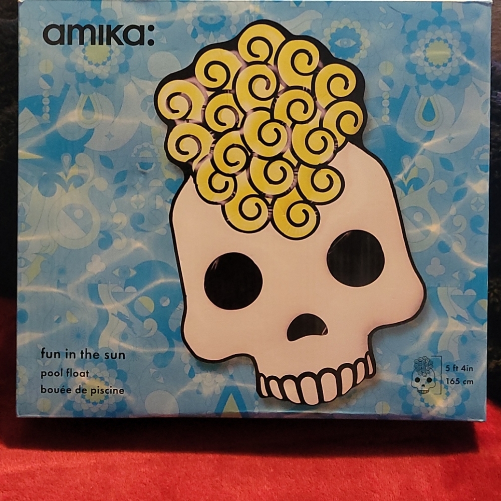Amika brand Skull pool float